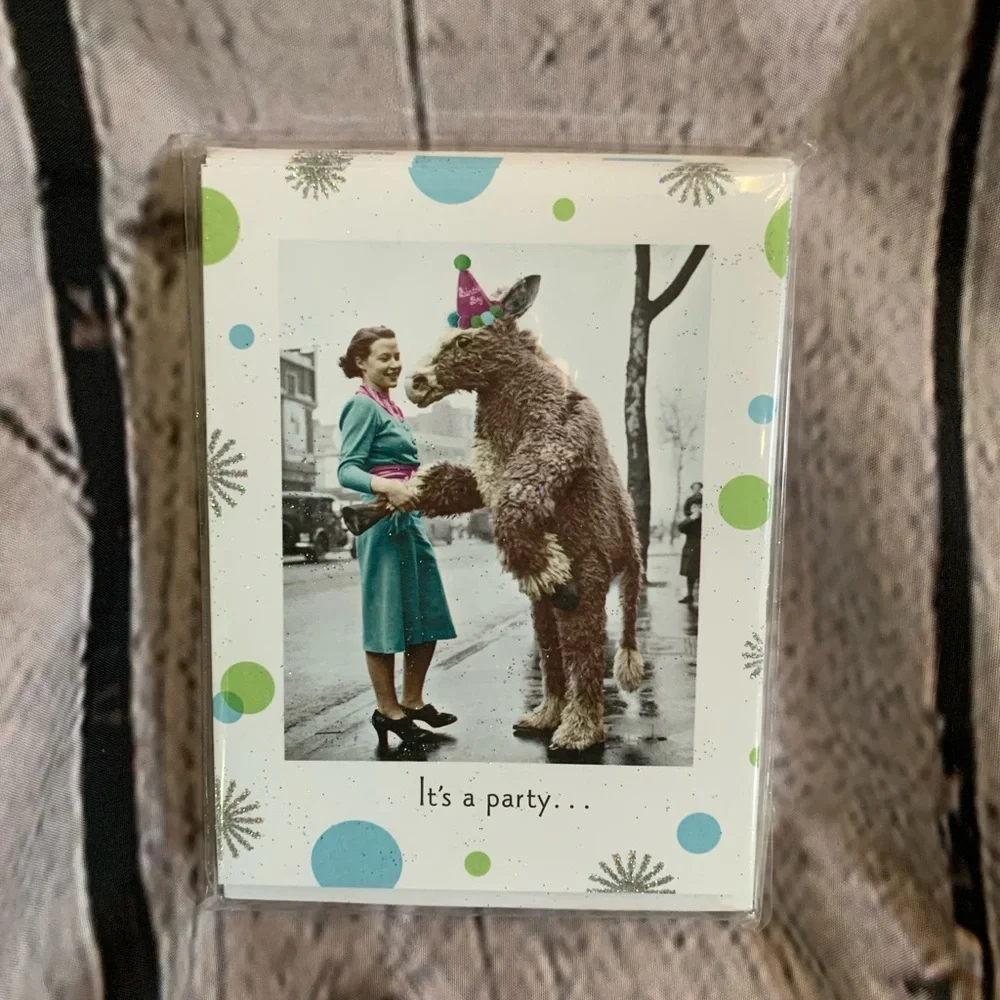 5/$20 Hallmark Funny‎ Old Lady Birthday Party Invitations Pack of 8 New